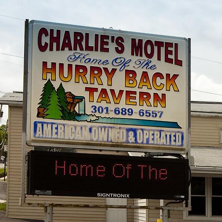 Charlie'S Motel Frostburg Εξωτερικό φωτογραφία
