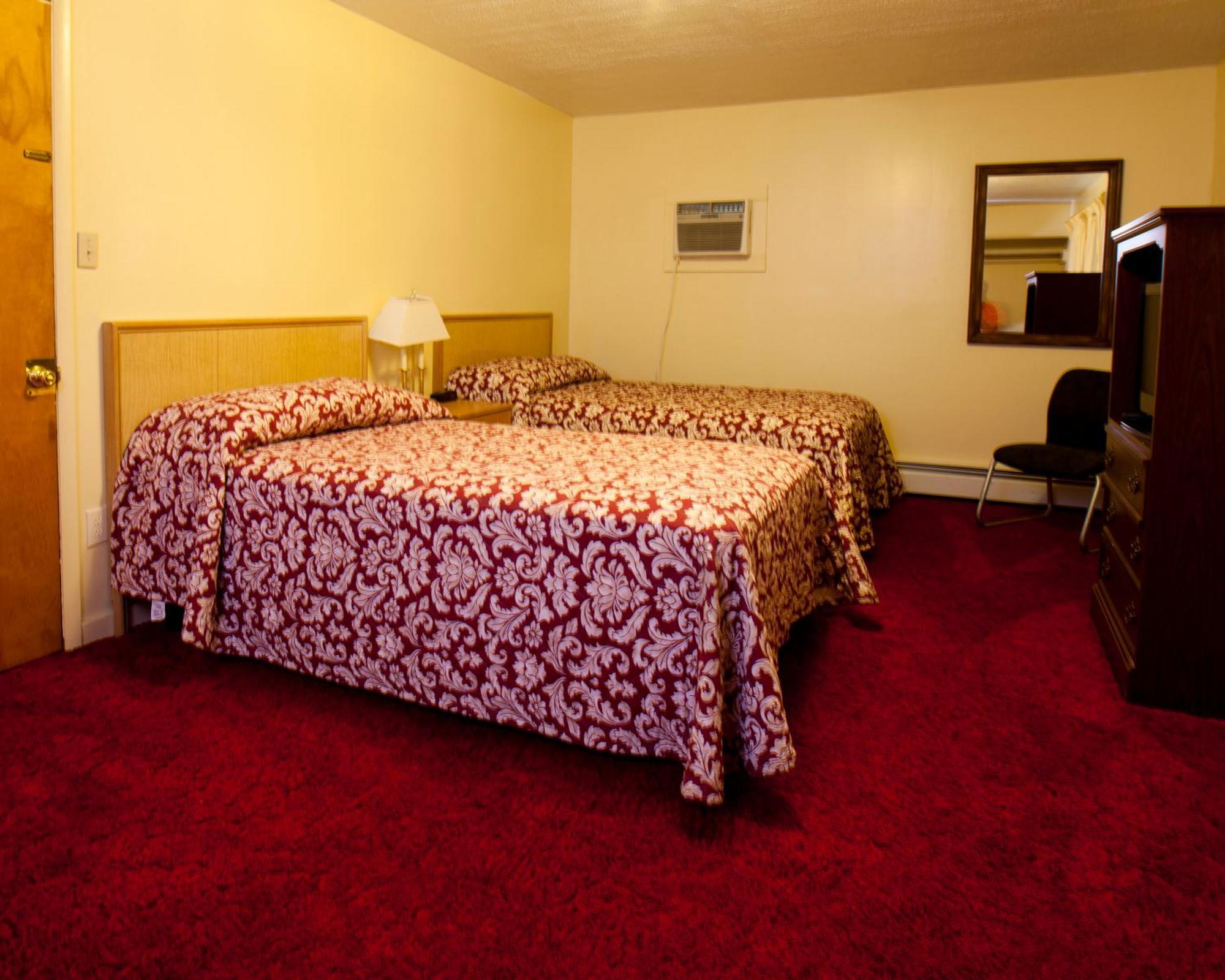 Charlie'S Motel Frostburg Εξωτερικό φωτογραφία